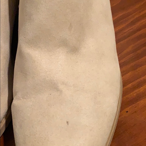 Booties - Picture 4 of 4